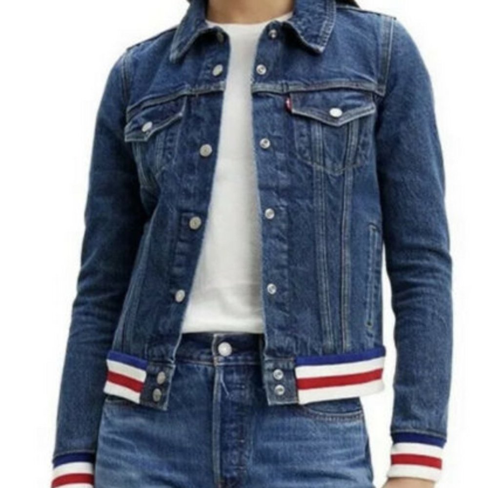 🌟 Levi Denim Trucker Jacket